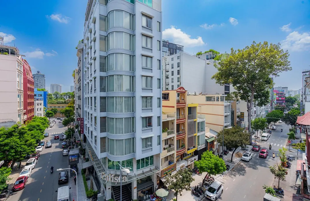 Salute Saigon Hotel And Spa-1